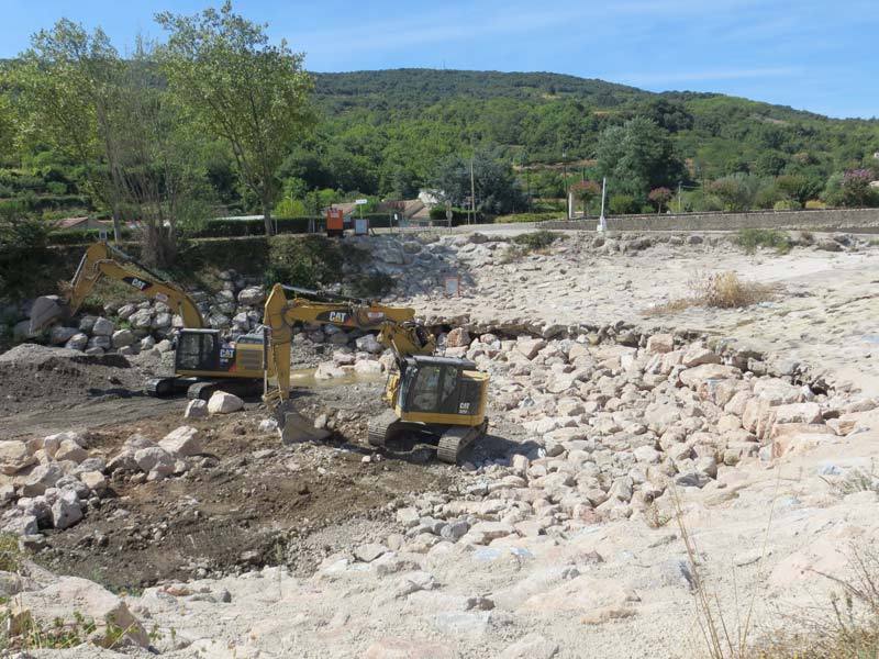 Enrochement de protection en rivière